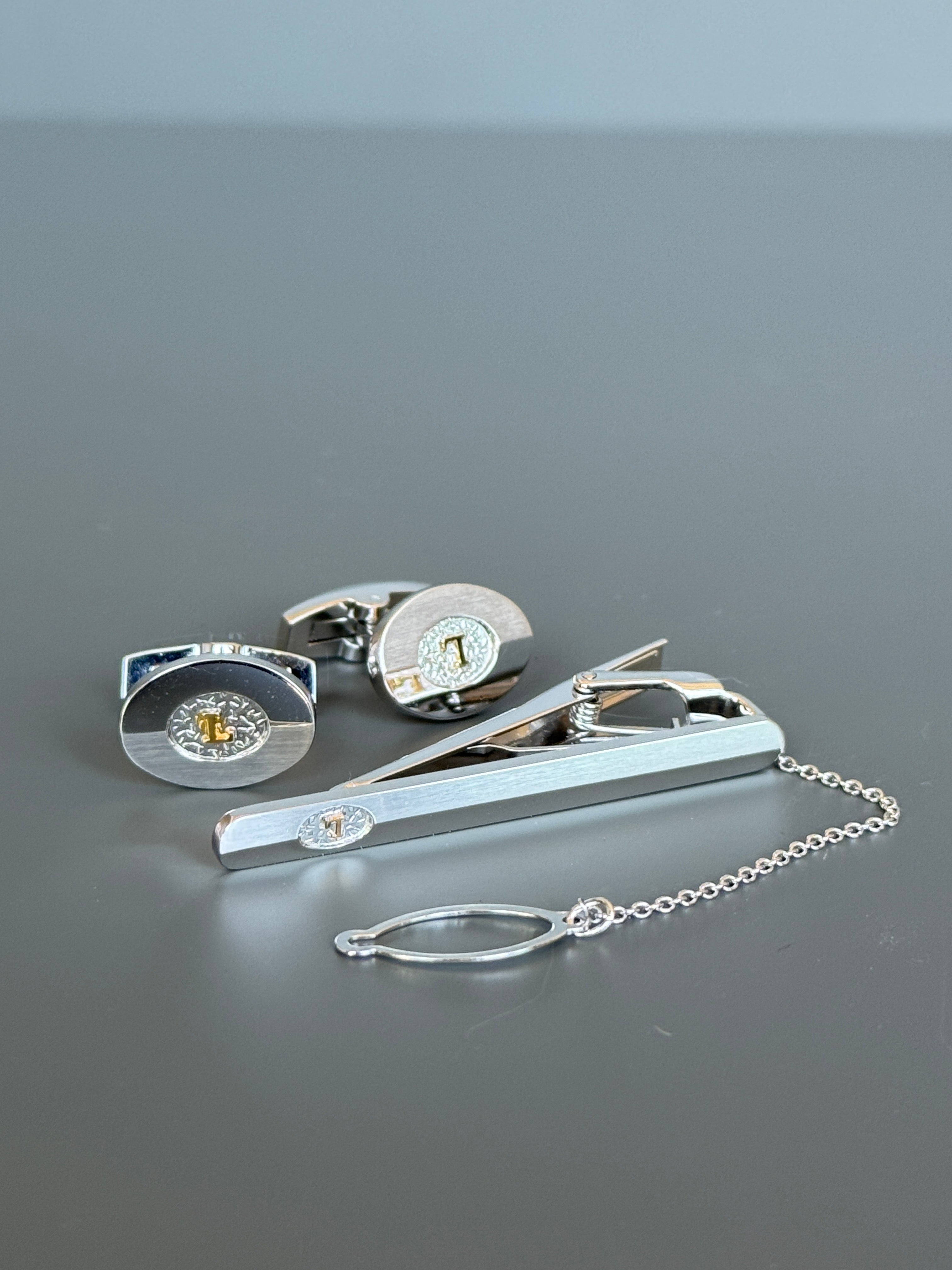 Longines Silver Deluxe Cufflink & Tie Clip Set - Stylish Men's Accessories in a Special Box