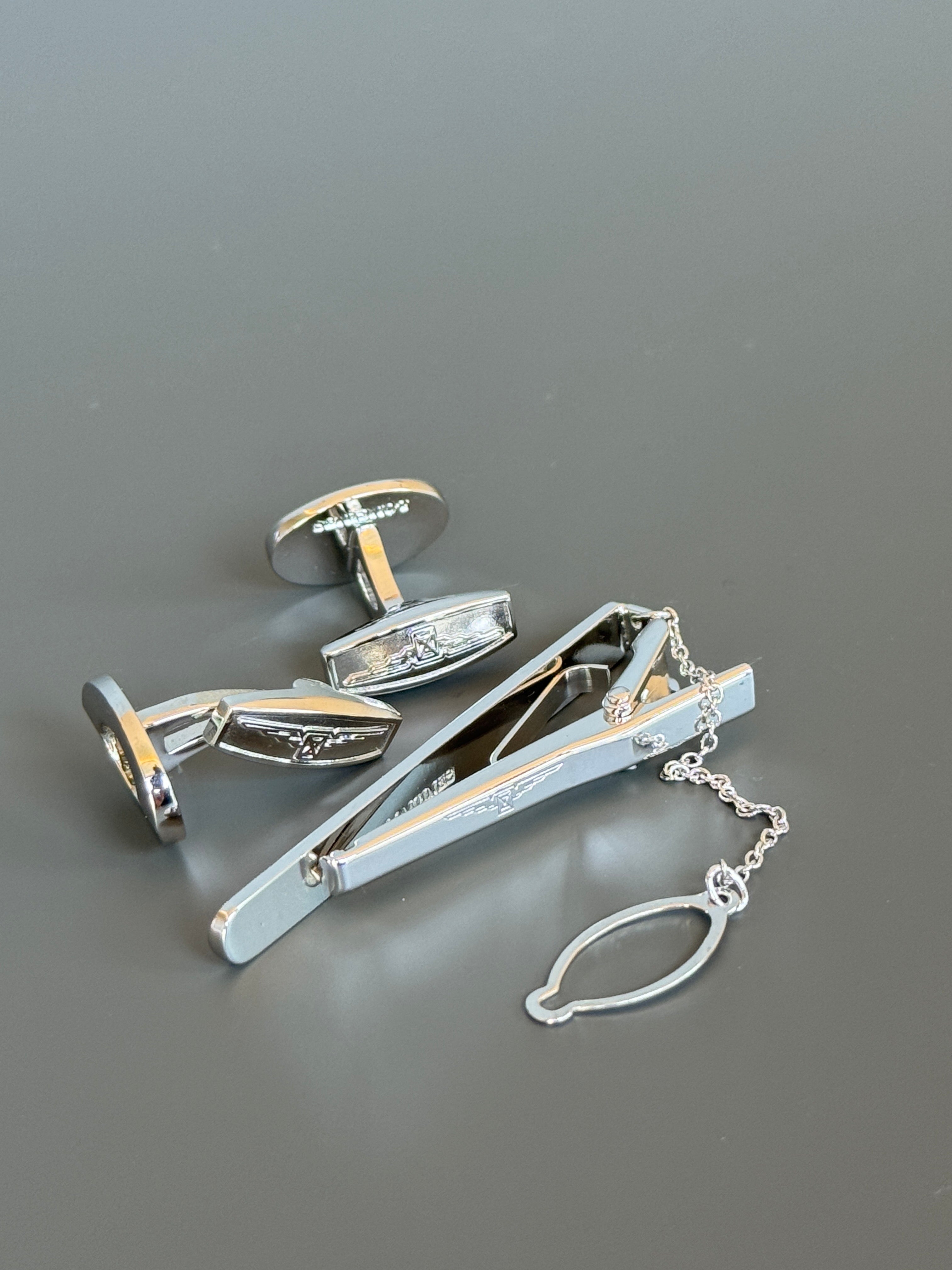 Longines Silver Deluxe Cufflink & Tie Clip Set - Stylish Men's Accessories in a Special Box