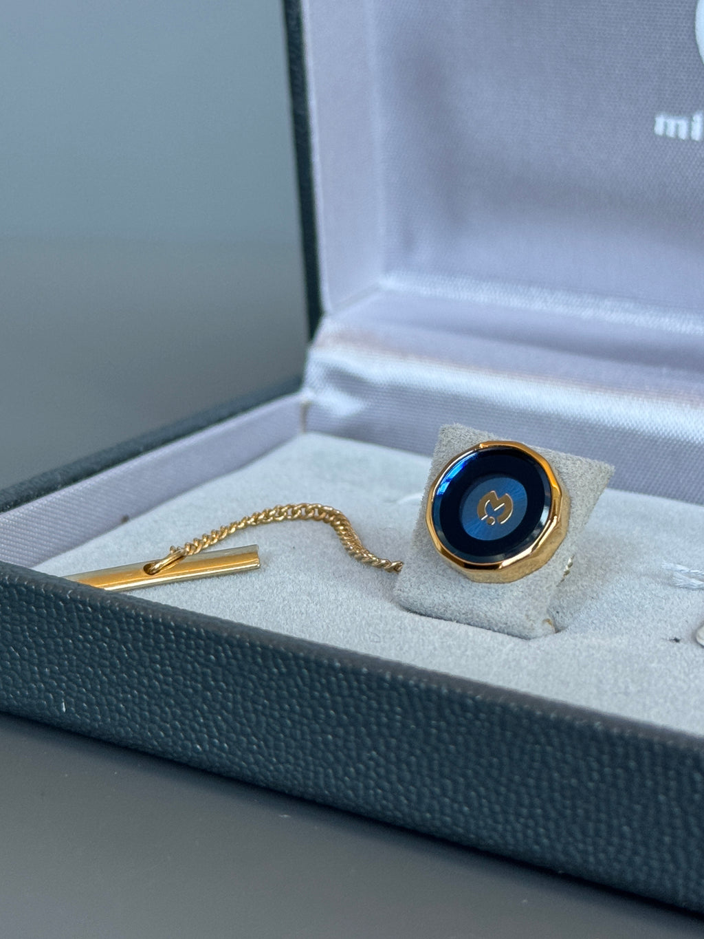 Mila Schön Men's Tie Pin – Blue Stone Luxury Accessory with Gold Detailed Chain