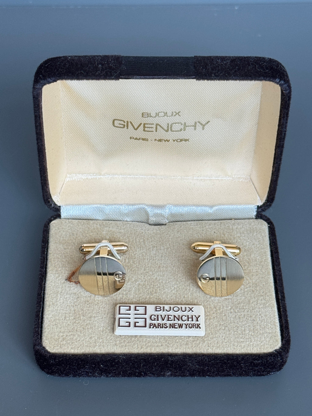 Givenchy Cufflink - Gold Tone, Minimalist Logo Design (Vintage / Collectible)