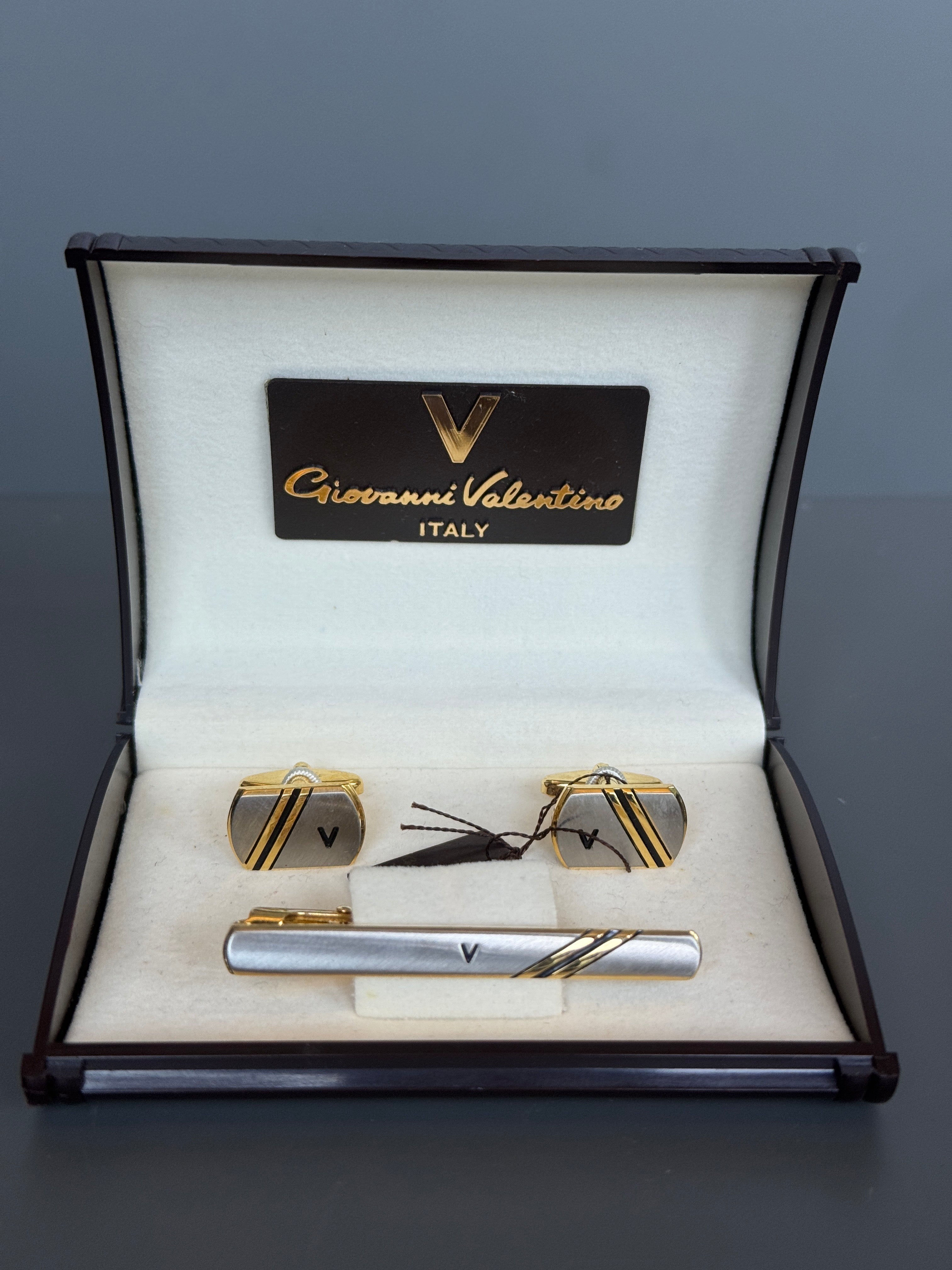 Giovanni Valentino Italy Men's Cufflink & Tie Pin Set - Silver & Gold Detailed