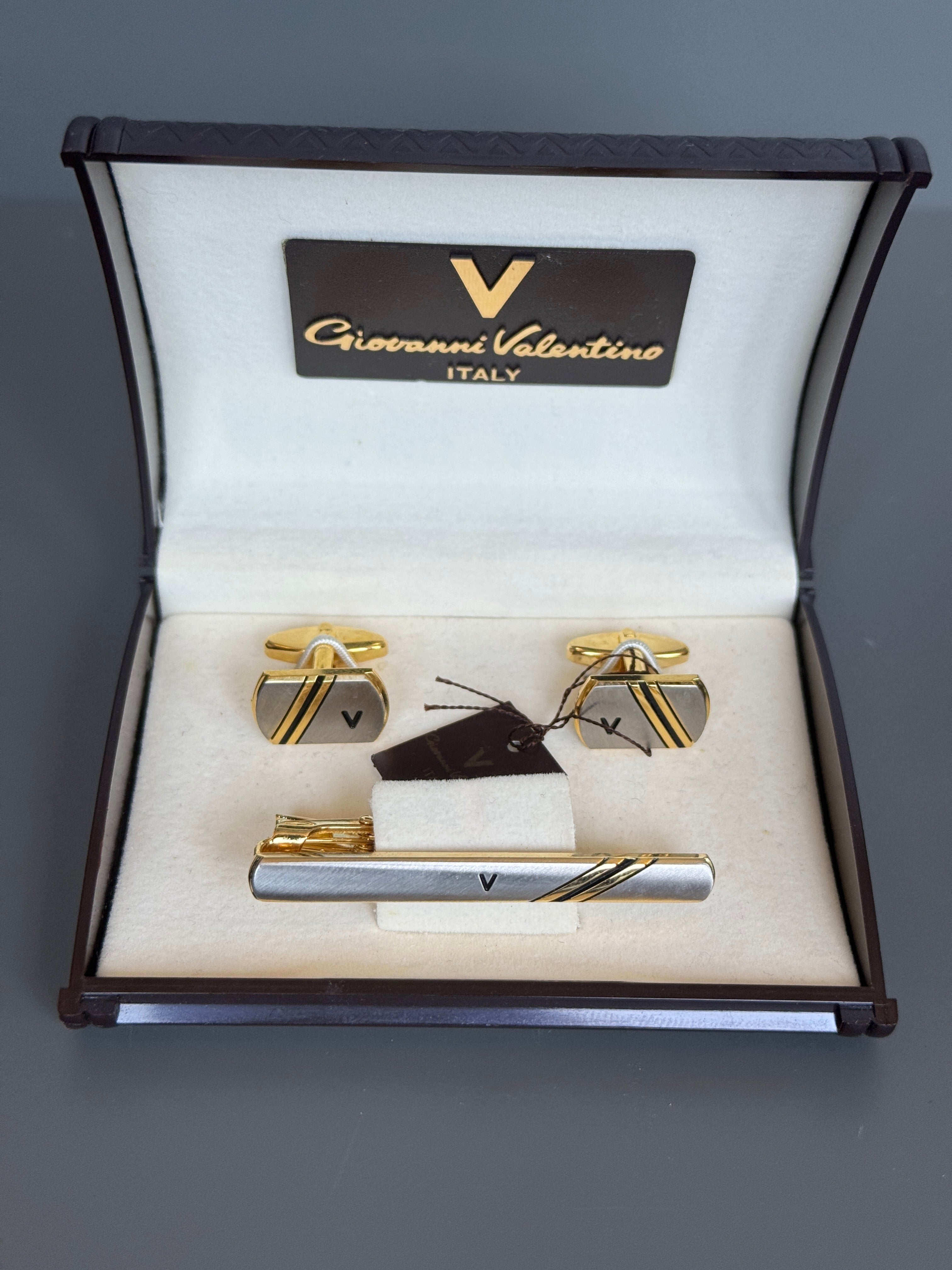 Giovanni Valentino Italy Men's Cufflink & Tie Pin Set - Silver & Gold Detailed